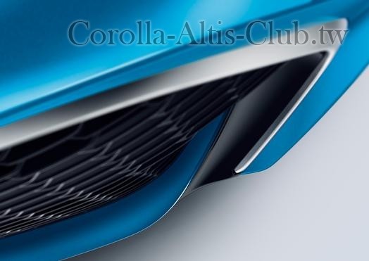 2019_Toyota_Corolla_Hatchback_03_B7EF969EEDFB7AA95B129DBB2F6D892BAF5A4E38_low.jpg